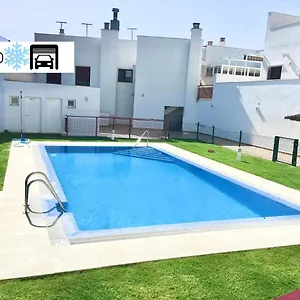 centrico-piscina-garaje-aire-acond-wifi.es-andalucia.com/